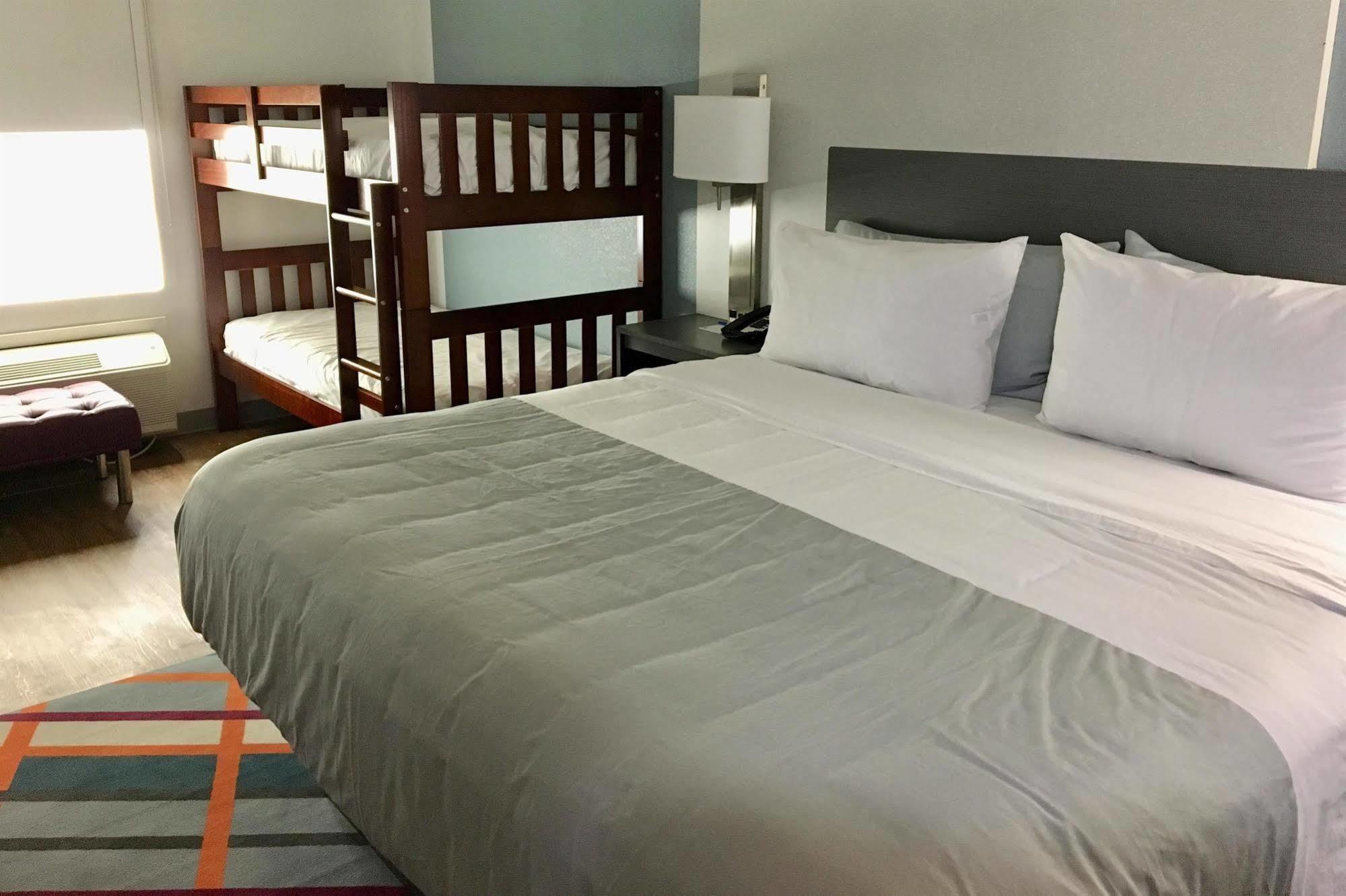 Tryp By Wyndham College Station Hotel Luaran gambar